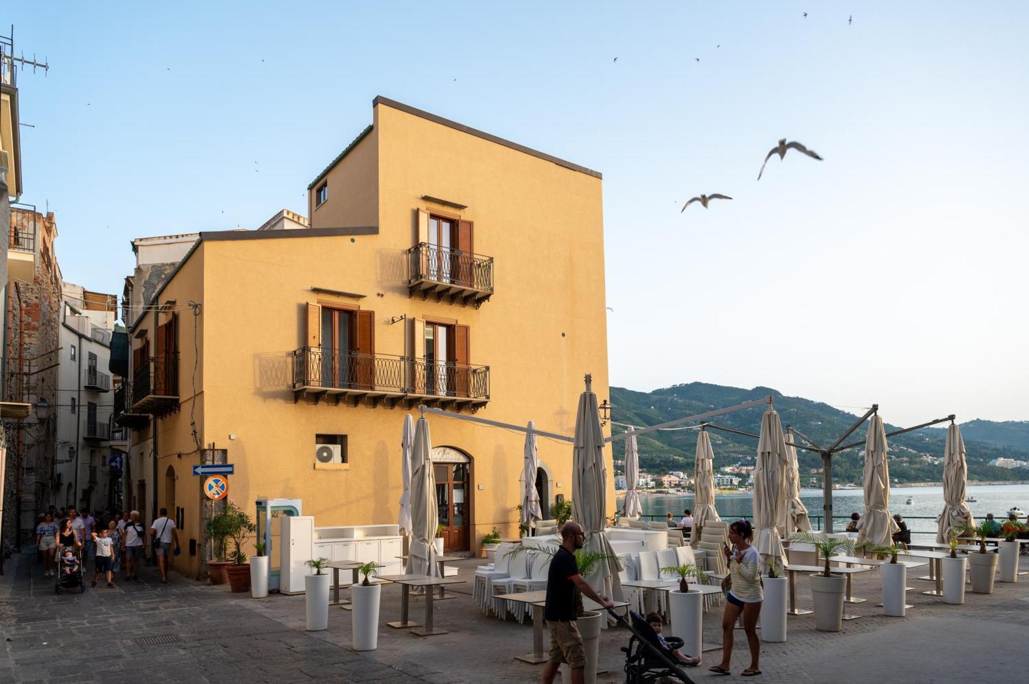 Casa Vacanze Tramonto Alla Marina Cefalù Zewnętrze zdjęcie