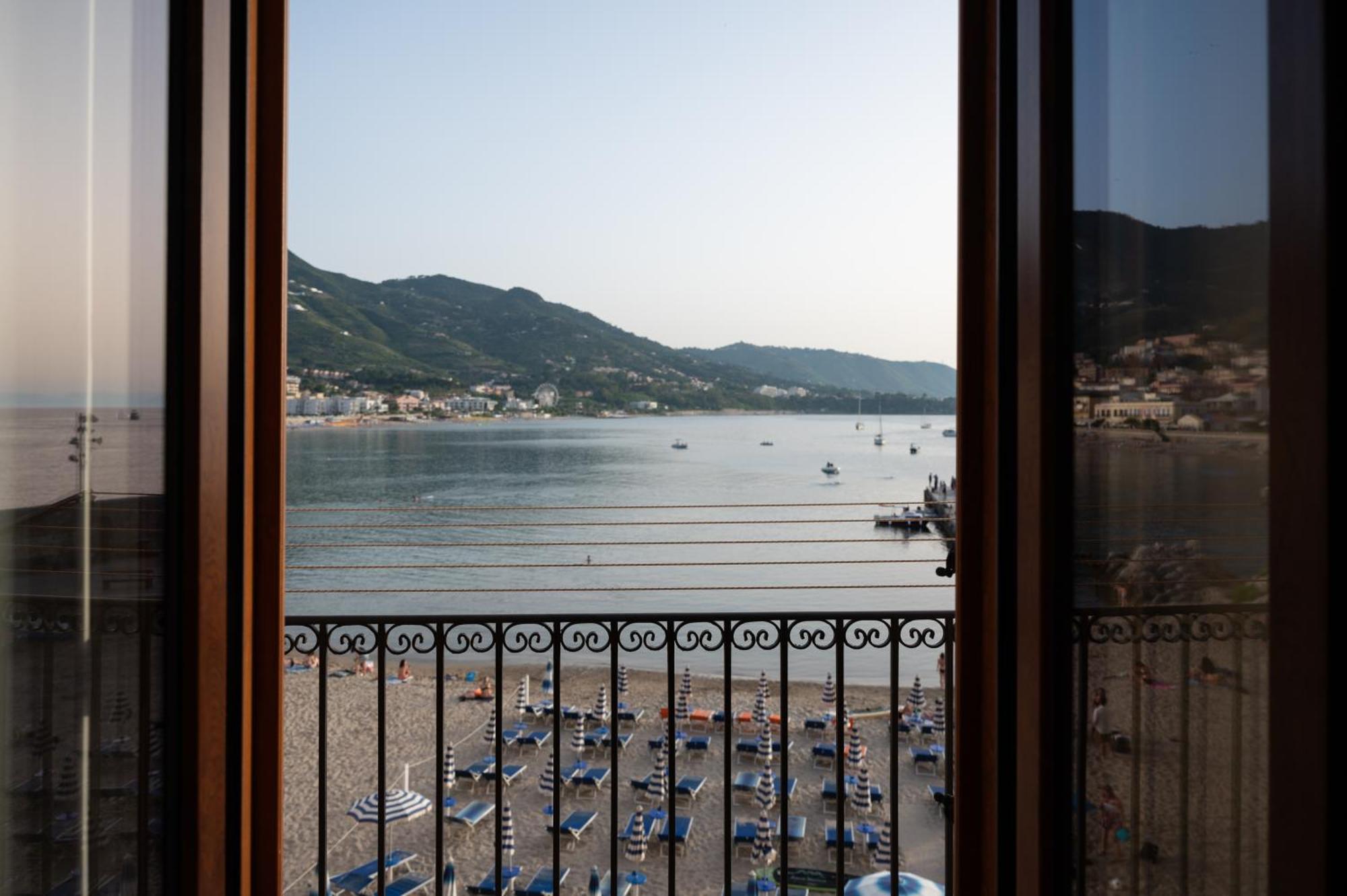 Casa Vacanze Tramonto Alla Marina Cefalù Zewnętrze zdjęcie