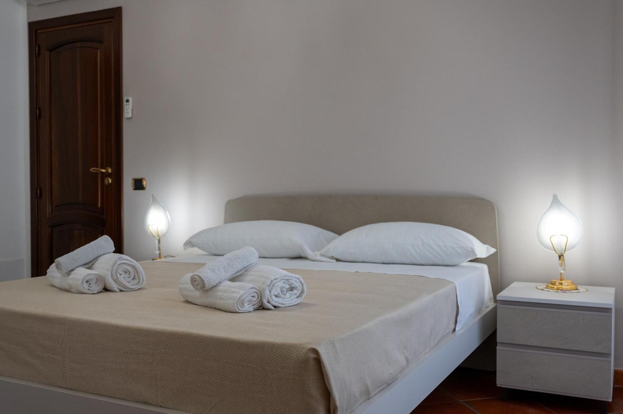Casa Vacanze Tramonto Alla Marina Cefalù Zewnętrze zdjęcie